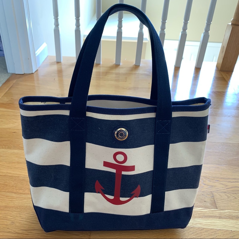 Tommy Hilfiger Purse
